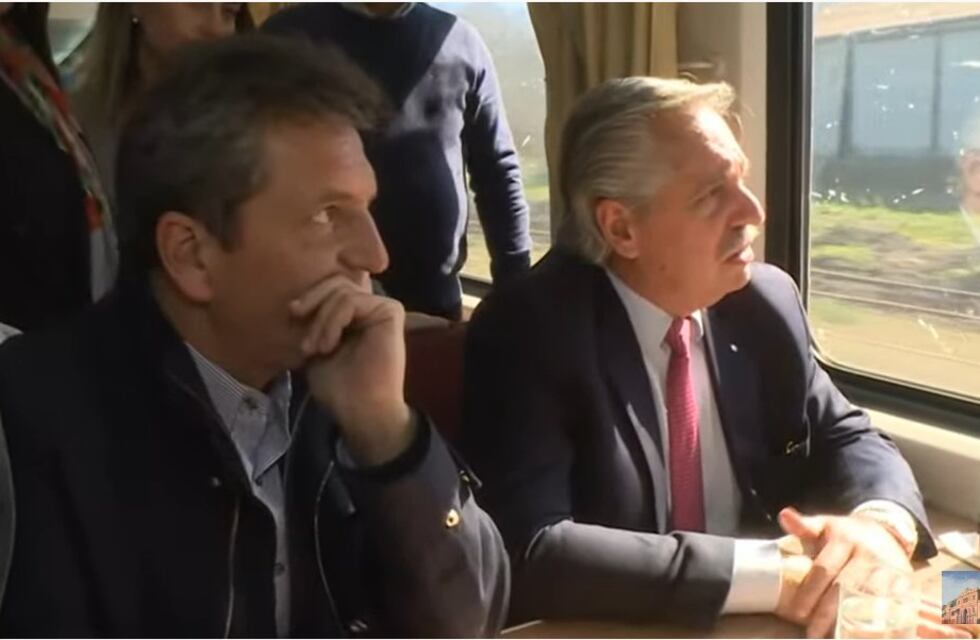 “¿Cómo estás, choro?”, vecinos de Cañada de Gómez insultaron a Sergio Massa en la inauguración del tren