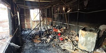 Una familia de Maipú perdió todo en un incendio.