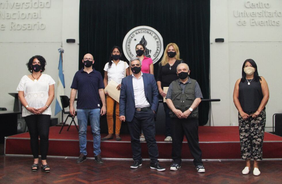 La UNR incorporó personal no docente del colectivo travesti - trans