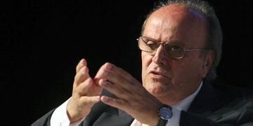 De Mendiguren convocó a la mesa automotriz por el conflicto de los neumáticos.