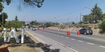 Este miércoles iniciaron con la construcción del nudo vial\u002E (Foto: Municipal)\u002E