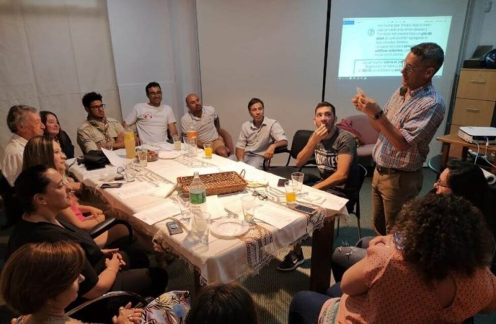 Siete instituciones de Arroyito recibirán un beneficio económico por parte de Óptica Moro