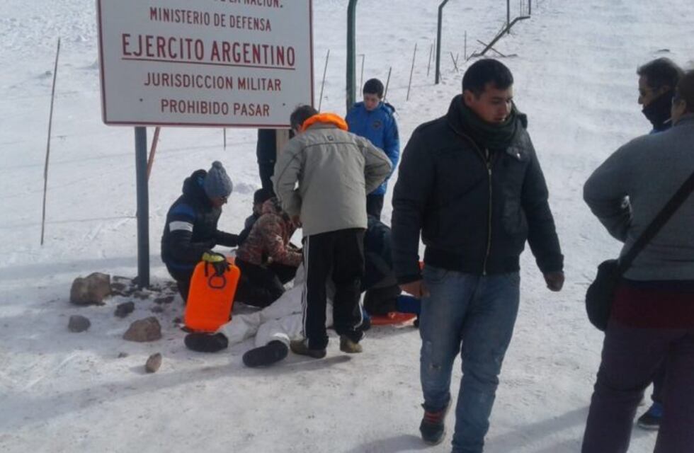 Una mujer se accidentó en Puente del Inca