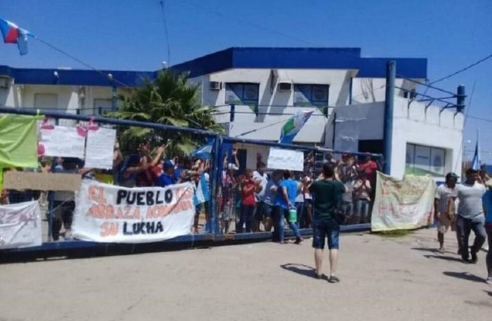 Trabajadores de ServiAve vuelven a movilizarse por salarios adeudados