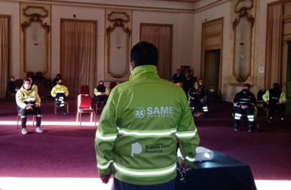 Capacitan a agentes municipales en La Plata para atender emergencias en la vía pública