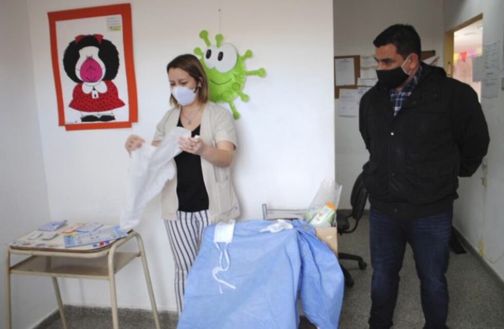 Distribuyen kit de protección para personal sanitario y fomentan actividades de prevención