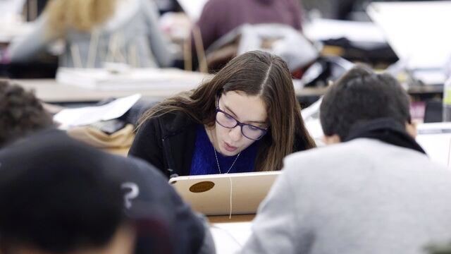 Las becas son para alumnos regulares e ingresantes a cualquier carrera de las 17 facultades.