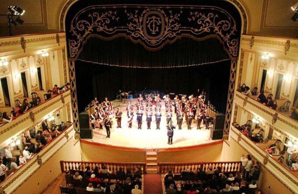 Tras el accidente de Sergio Denis pondrán una red de seguridad en el teatro Gualeguaychú