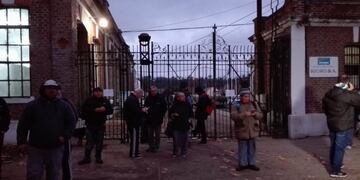 Trabajadores de Talleres Rioro en Pérez fueron notificados sobre el cierre de las instalaciones\u002E