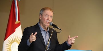 Juan Schiaretti\u002E