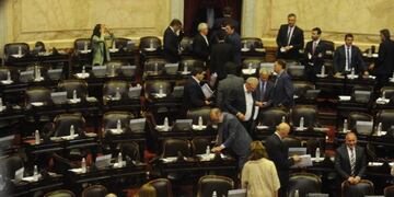 El debate de la ley de Emergencia Económica en Diputados\u002E (Federico López Claro)