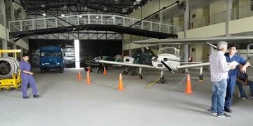 Peligra la certificación técnica nacional de alumnos de la Escuela de Aeronáutica\u002E (facundoquiroga\u002Ecom)\u002E