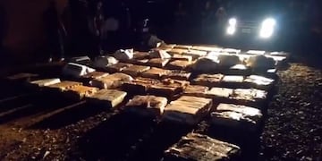Gendarmería incautó 1\u002E374 kilos de marihuana en Wanda\u002E