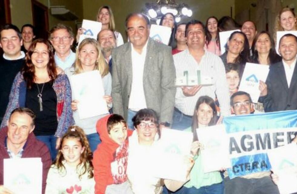 Docentes de Gualeguaychú accedieron a su casa propia