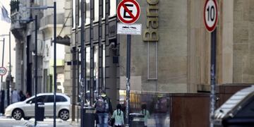 Los bancos estarán cerrados este miércoles por el Día del bancario