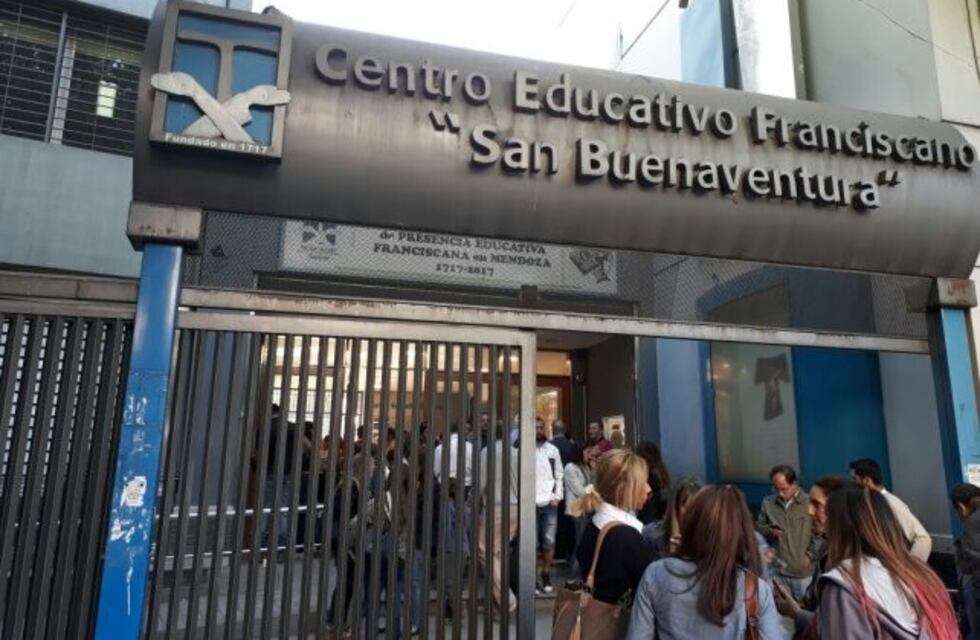 Video a puro descontrol: los padres del San Buenaventura exigieron explicaciones