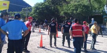 Capilla del Monte: el cuerpo hallado llegó a la base\u002E (Foto: Departamental Punilla)\u002E