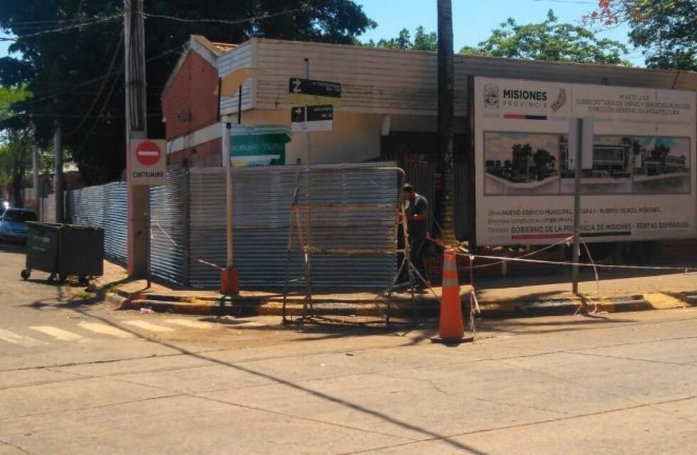 Demuelen la municipalidad para construir un edificio nuevo