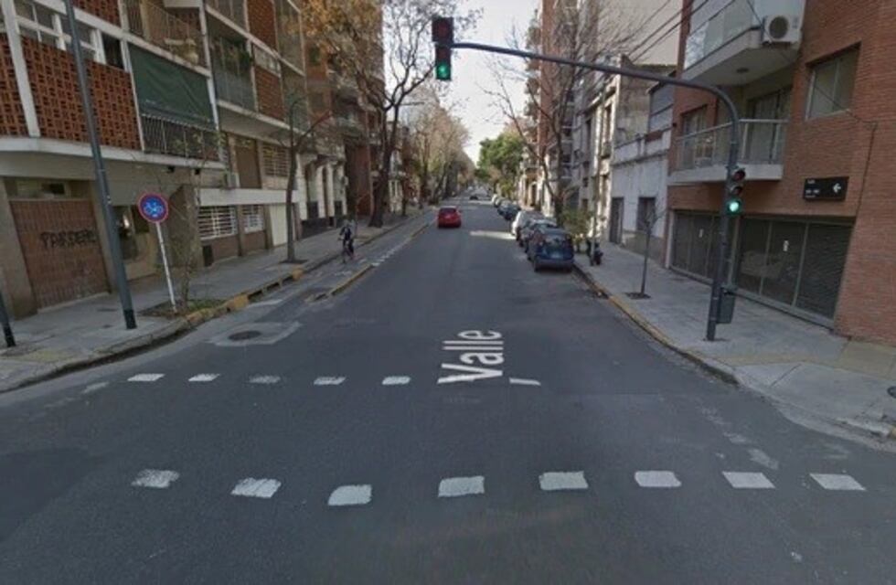 Una joven que iba en bicicleta murió atropellada por un colectivo