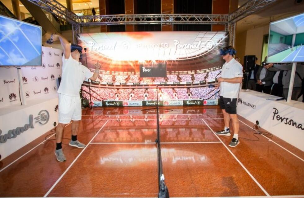 Guillermo Coria y David Nalbandian jugaron el primer partido de tenis ''5G'' en Argentina