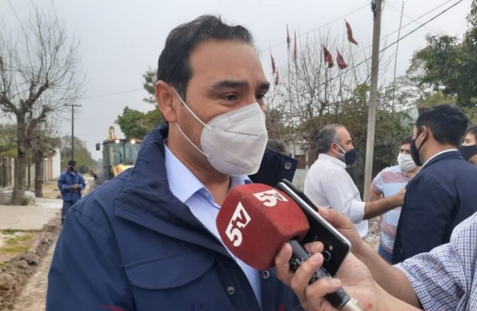 "Estamos al borde de la circulación comunitaria" dijo Gustavo Valdés