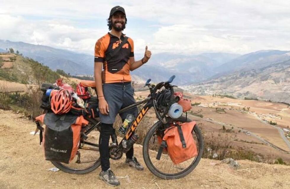 Le robaron parte del equipo en Ecuador al ciclista pampeano Brian Alanis