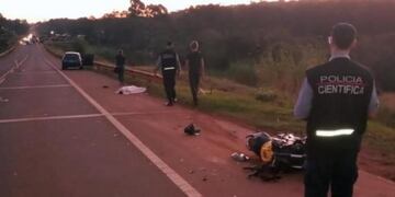 Guaraní: iba a bordo de una motocicleta y murió tras ser embestido por un auto