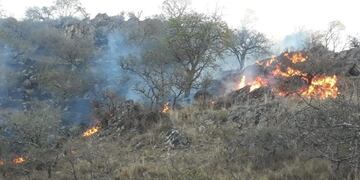 Fue contenido el incendio del viernes 21 de setiembre en Alpa Corral\u002E
