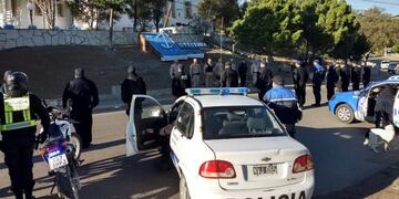 Sentido homenaje a prefecto asesinado en Puerto Deseado por cumplir con su deber