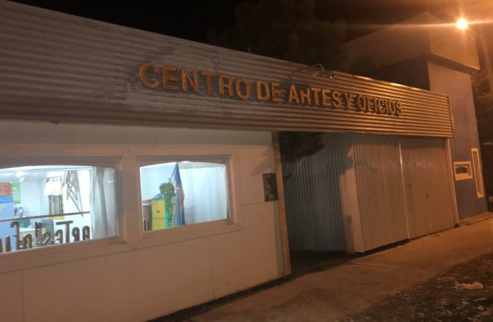 Autoridades de la Junta Electoral Nacional de AMET presenciaron el recuento de votos en Tolhuin