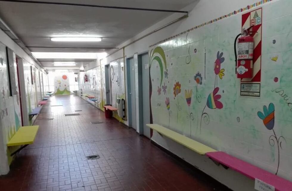 La beba que ingirió dióxido de cloro fue extubada, pero sigue en terapia intensiva