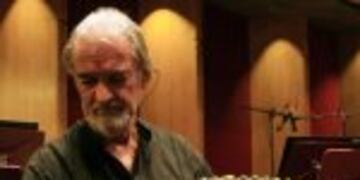 BOG04. BOGOTu00c1 (COLOMBIA), 01/05/2010. El compositor y bandoneista argentino Rodolfo Mederos habla durante una entrevista el viernes 30 de abril de 2010, en Bogotu00e1 (Colombia), en la cual lamentu00f3 que el tango sea ya