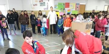 Municipio colabora con el proyecto de reciclaje de la Escuela Nº 69