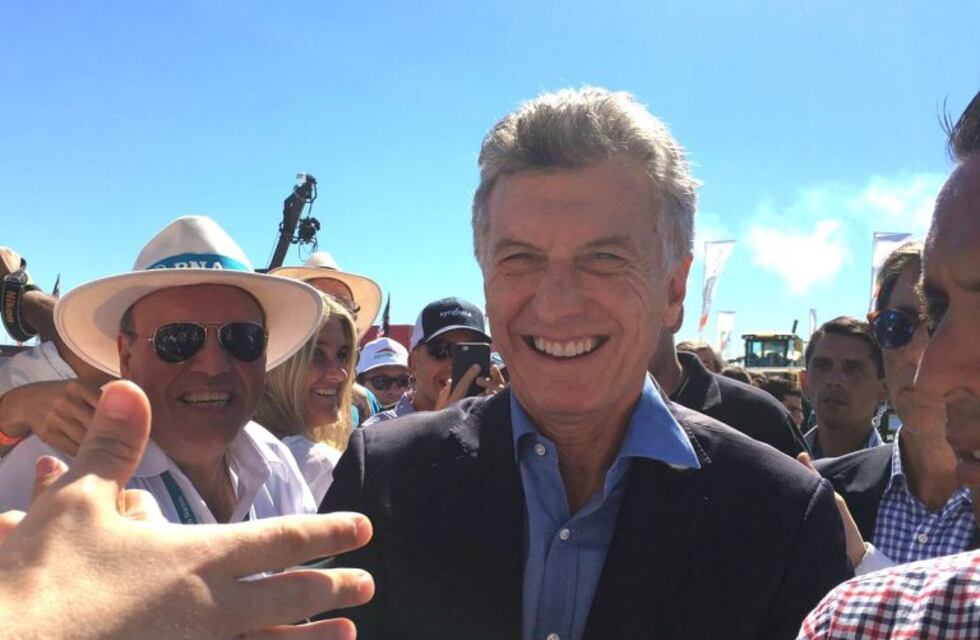 El color y el calor con el que recibieron a Macri en Expoagro
