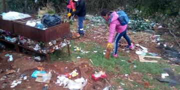 La municipalidad de Oberá, realiza trabajos de limpieza y eliminación de micro basurales