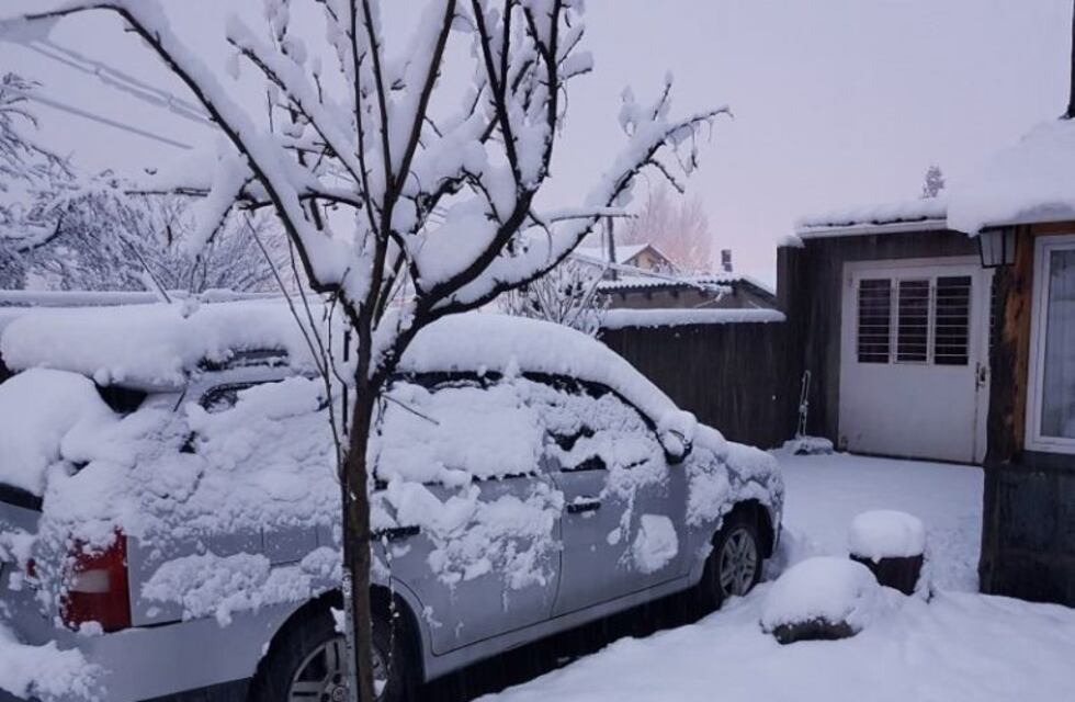 Una intensa nevada frustró el récord histórico de Bariloche