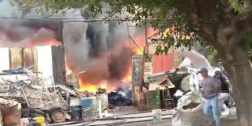 Incendio en barrio Hipólito Irigoyen\u002E