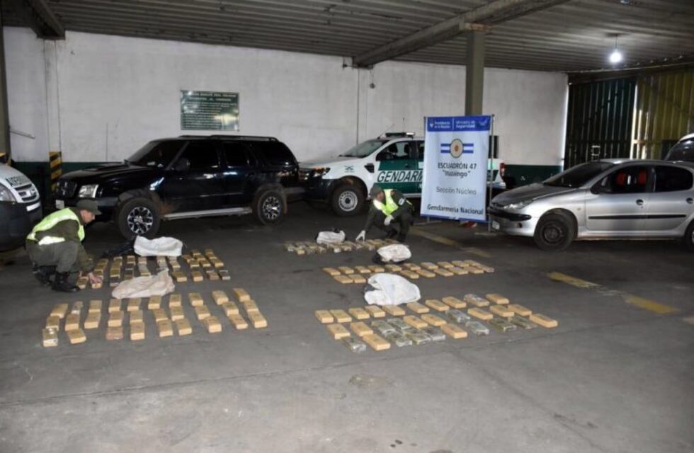 Gendarmería desmanteló dos búnkers de droga en Córdoba: hay siete detenidos