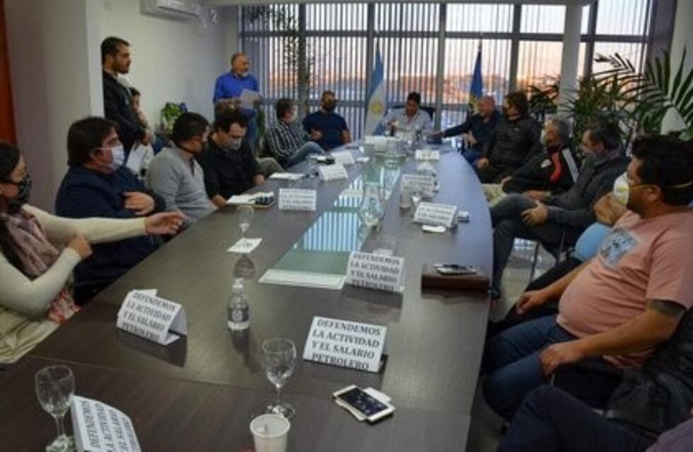 Petroleros: Vidal convocó a referentes políticos a esforzarse en defensa de trabajadores