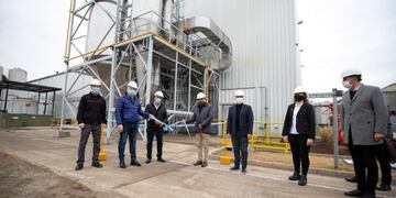 La empresa Porta inauguró una obra de gas con ayuda de la Provincia\u002E