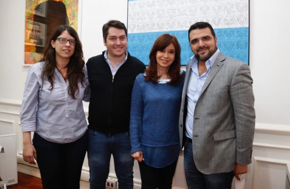 Reunión entre el intendente y diputados fueguinos con la senadora Cristina Fernández