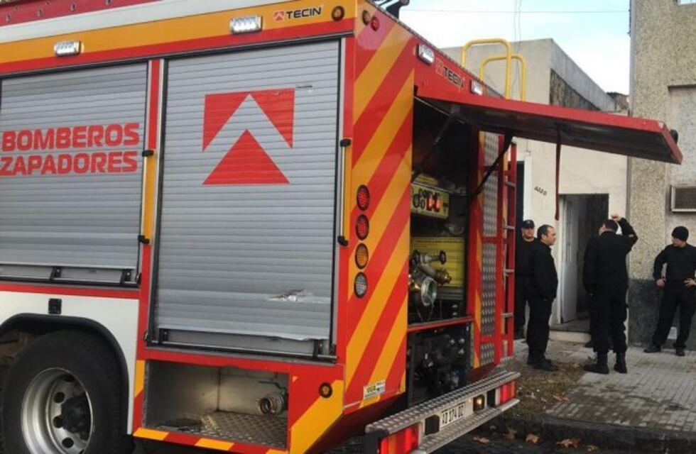 Dos ancianos murieron luego de un incendio en su casa de barrio Tablada