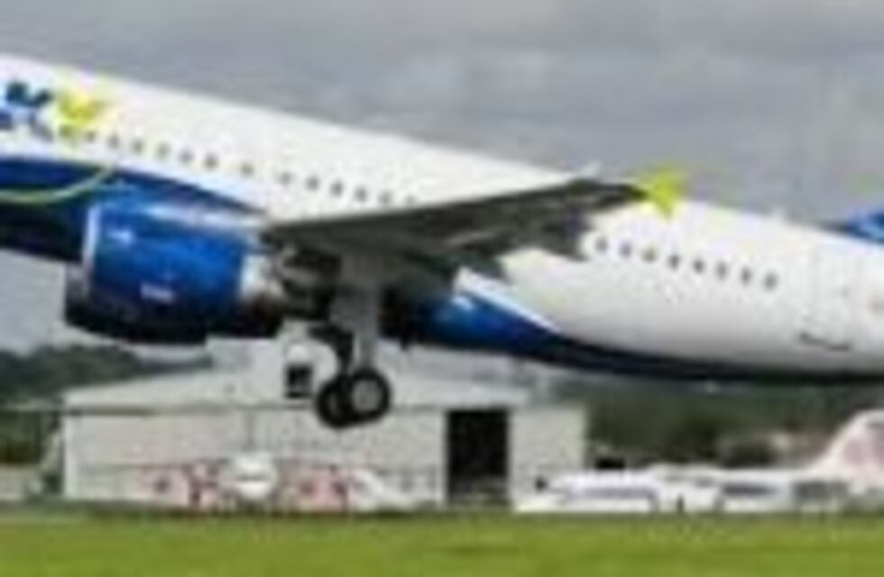 Con la reapertura del aeropuerto viene la guerra de las aéreas low cost