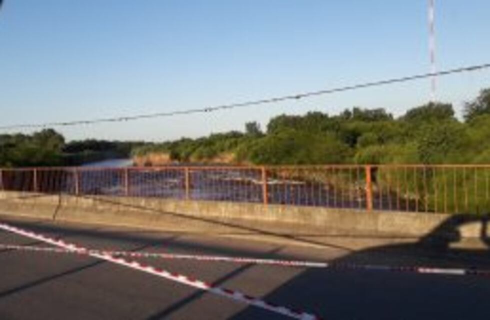 En medio del alerta por la crecida, buscan a un joven de 24 años en las aguas del Saladillo