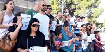 Deudores UVA manifestaron en Santa Rosa (Diario Textual)
