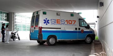 La mujer fue trasladada por el Sies y los médicos el diagnosticaron una fractura expuesta en el tobillo\u002E (Archivo)