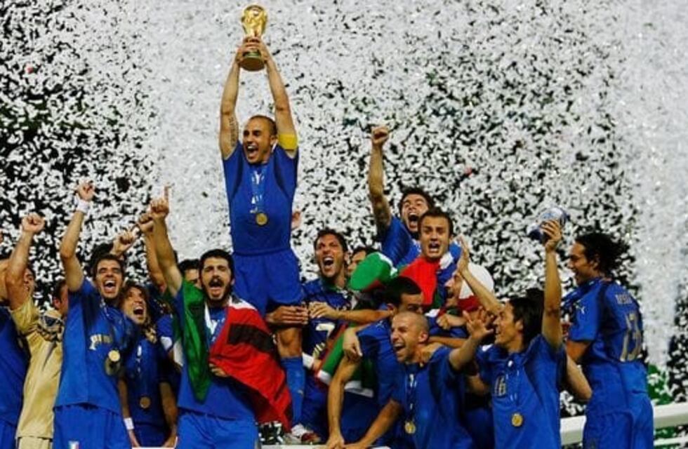 Fue campeón del mundo con su selección y ahora busca club en las redes sociales