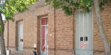 El geriátrico clausurado estaba frente a la comisaría 2° (Vía Rafaela)