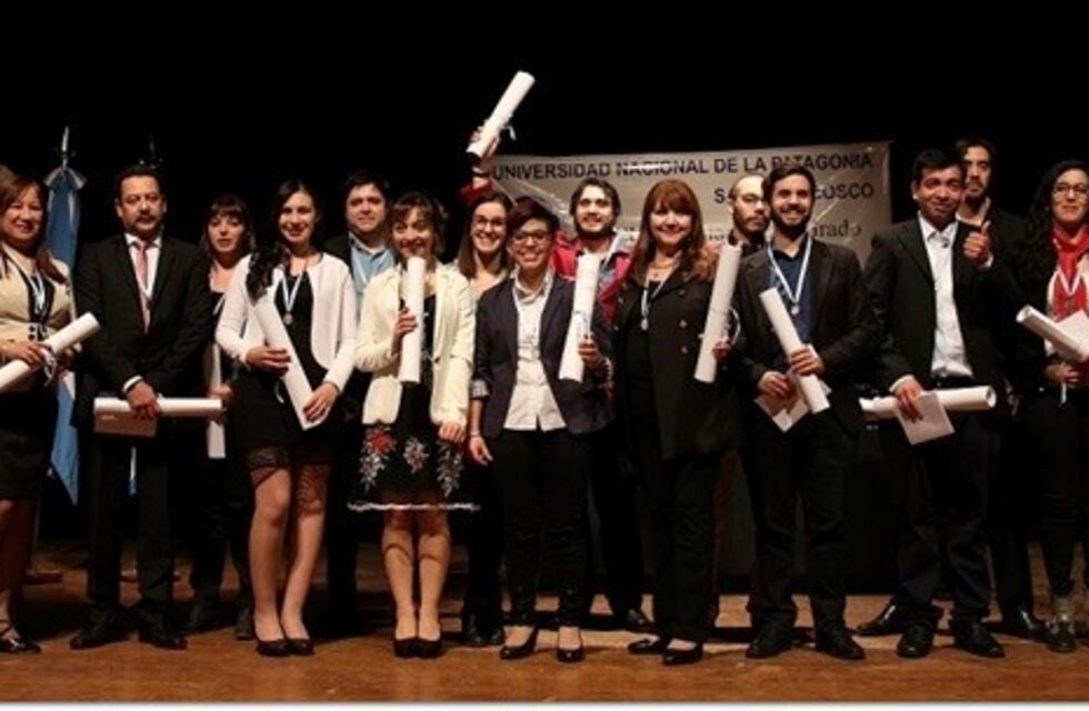 La Universidad San Juan Bosco celebró la colación de treinta nuevos profesionales en Ushuaia