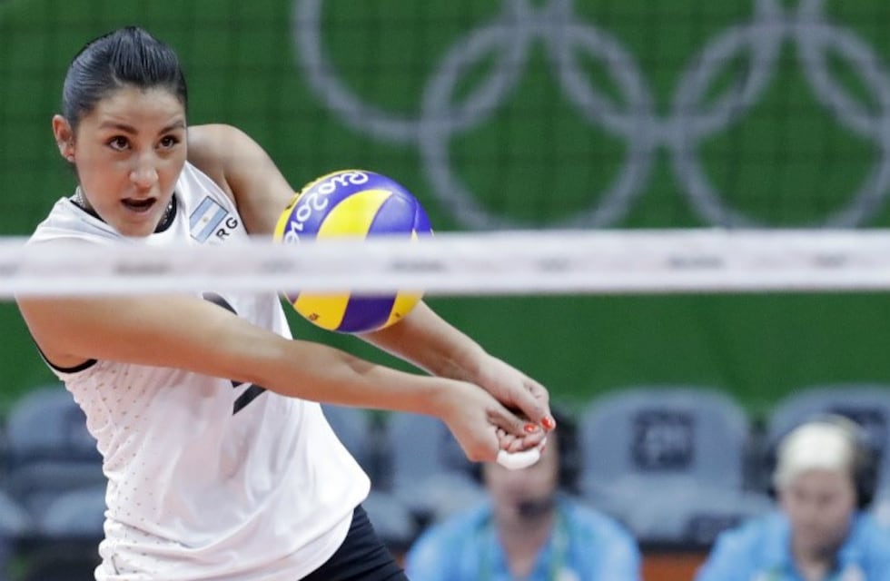 La cordobesa Yamila Nizetich afuera del Mundial de voley